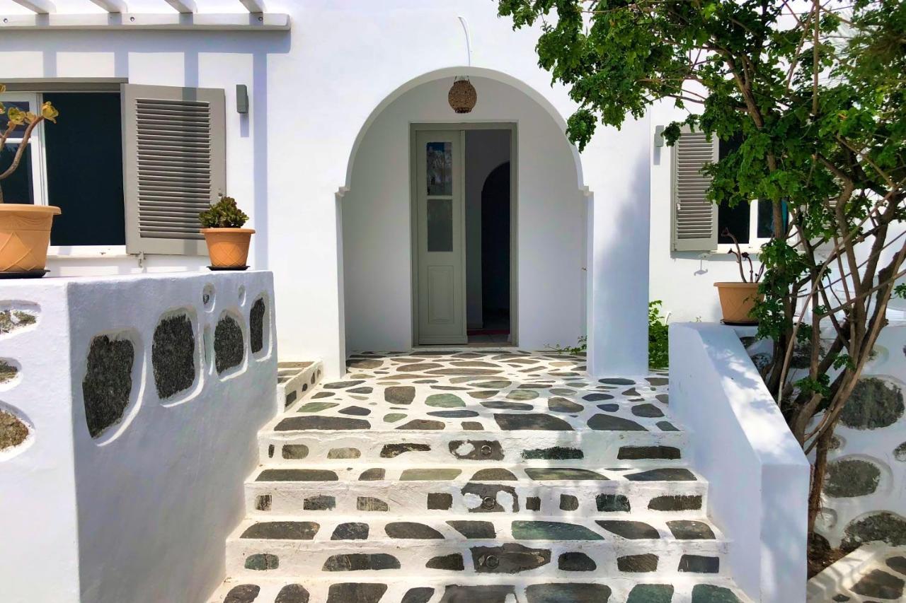 Eleven Rooms Mykonos Town Exterior photo