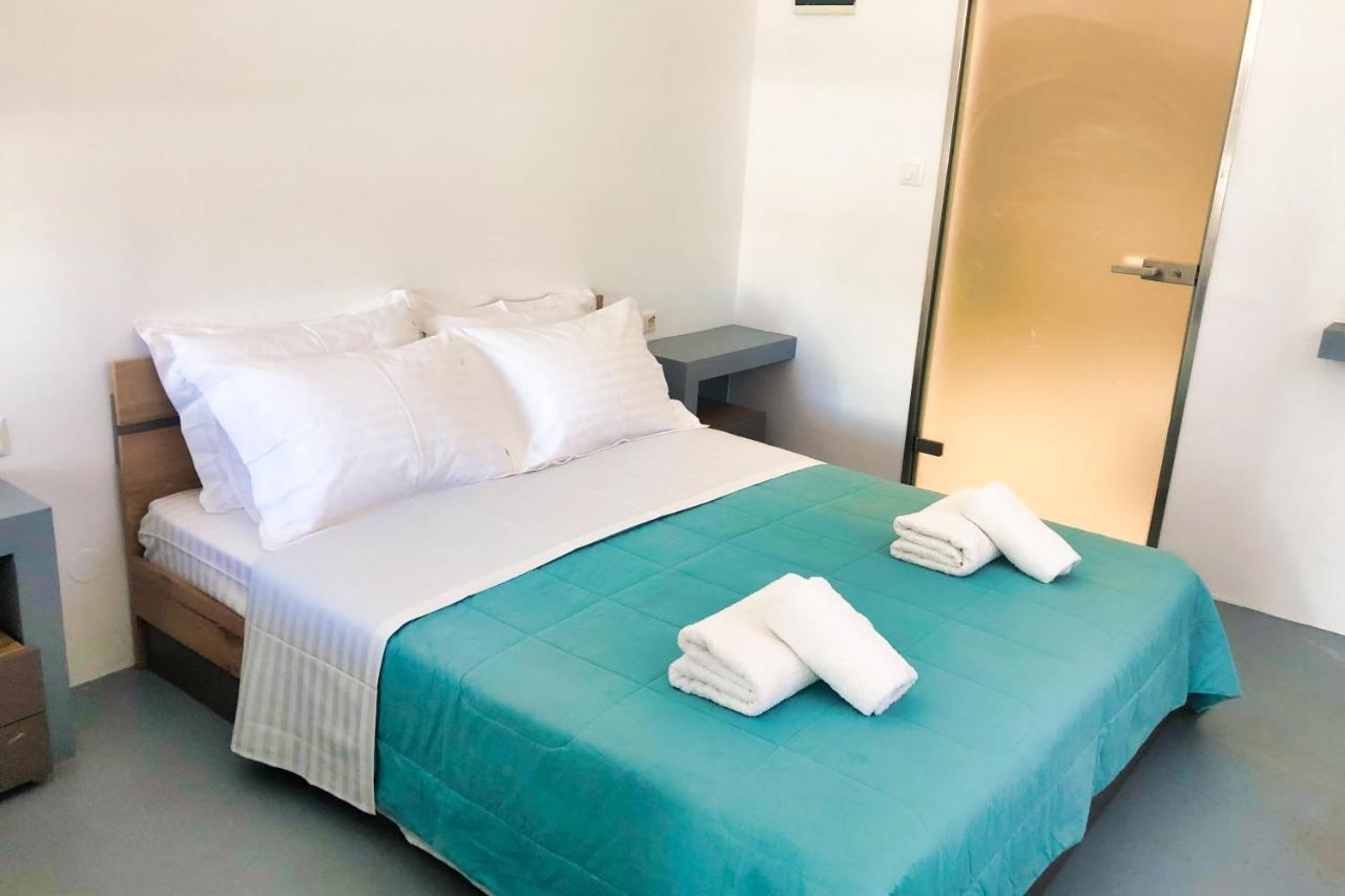 Eleven Rooms Mykonos Town Exterior photo